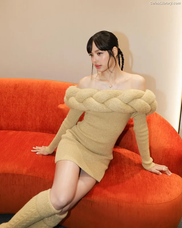 Lisa BLΛƆKPIИK (Blackpink) photo 1 of 6190