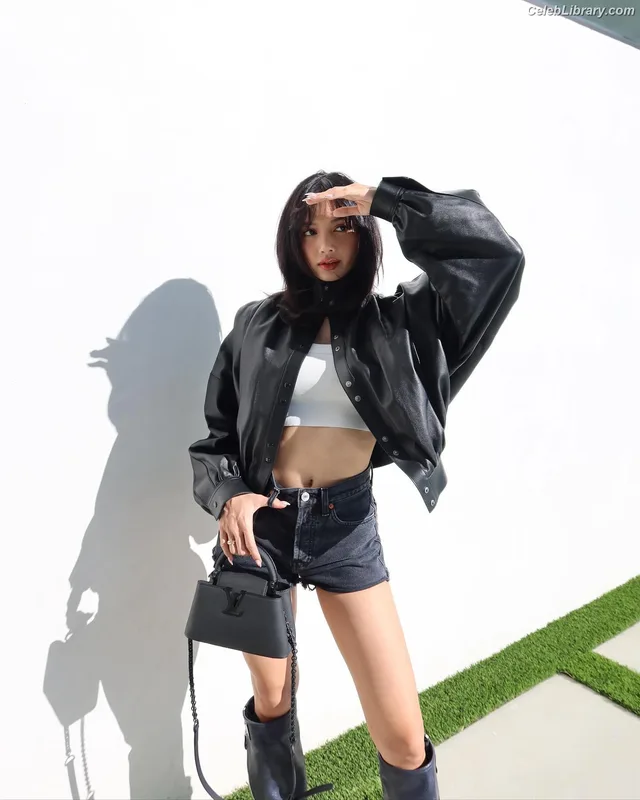 Lisa BLΛƆKPIИK (Blackpink) photo 5 of 6190