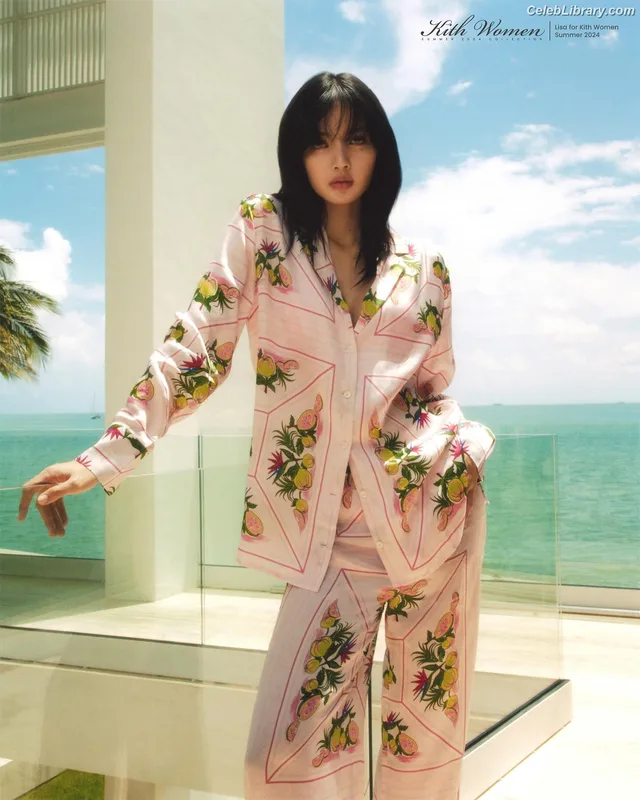 Lisa BLΛƆKPIИK (Blackpink) photo 13 of 6190
