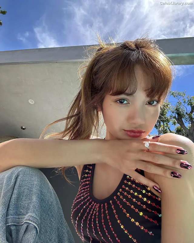 Lisa  BLΛƆKPIИK (Blackpink) photo 4 of 6190