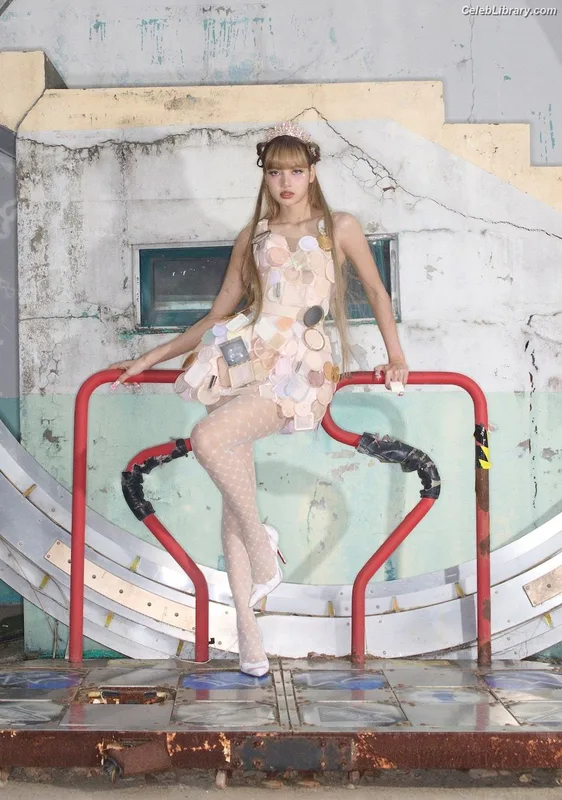 Lisa  BLΛƆKPIИK (Blackpink) photo 23 of 6190