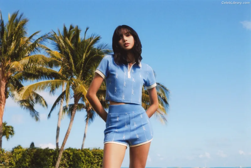 Lisa  BLΛƆKPIИK (Blackpink) photo 7 of 6190