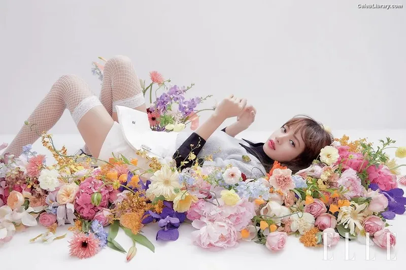 Lisa BLΛƆKPIИK (Blackpink) photo 13 of 6190