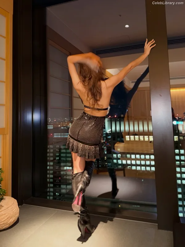 Lisa  BLΛƆKPIИK (Blackpink) photo 6 of 6190