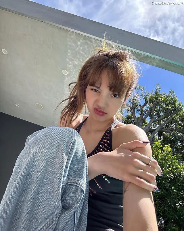 Lisa  BLΛƆKPIИK (Blackpink) photo 10 of 6190