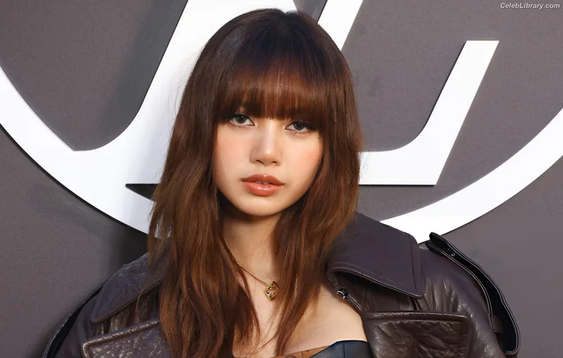 Lisa  BLΛƆKPIИK (Blackpink) photo 15 of 6190