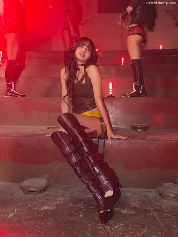 Lisa BLΛƆKPIИK (Blackpink) photo 5 of 6190