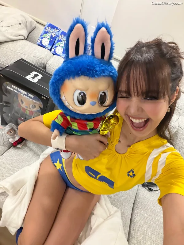 Lisa BLΛƆKPIИK (Blackpink) photo 18 of 6190