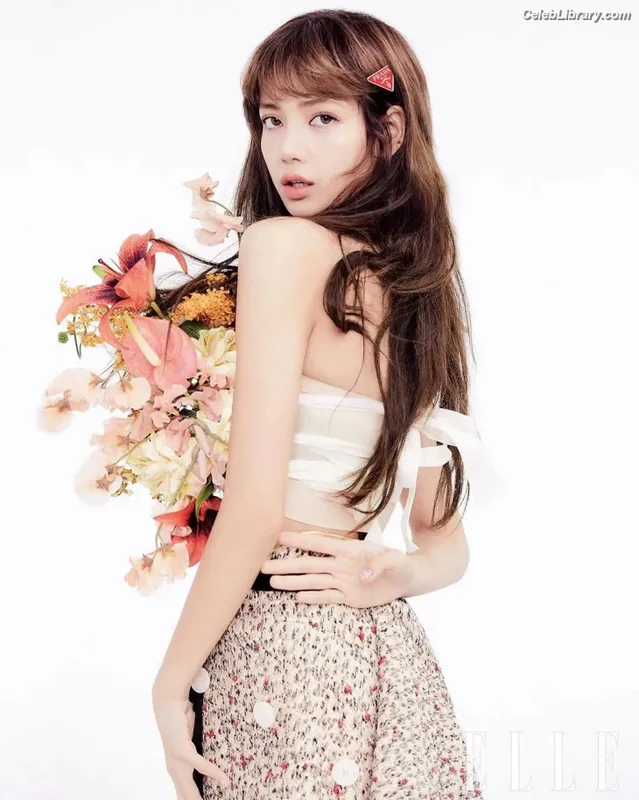 Lisa BLΛƆKPIИK (Blackpink) photo 21 of 6190