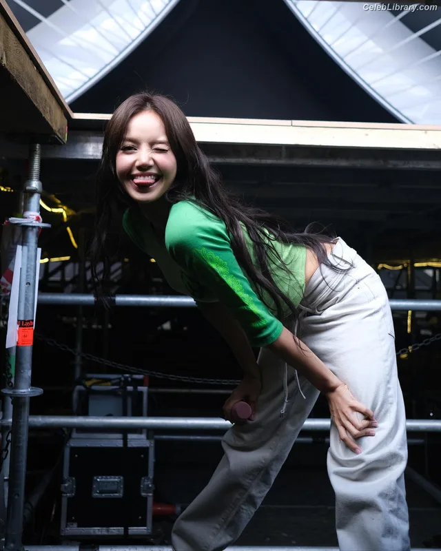 Lisa BLΛƆKPIИK (Blackpink) photo 3 of 6190