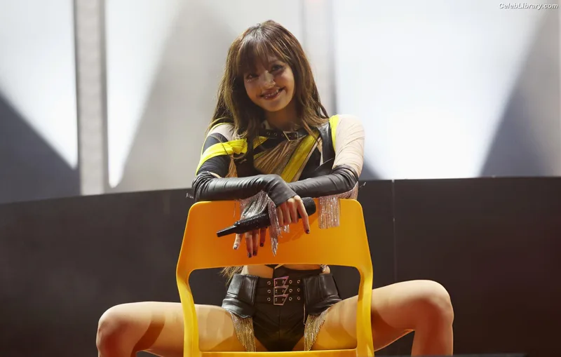 Lisa  BLΛƆKPIИK (Blackpink) photo 7 of 6190