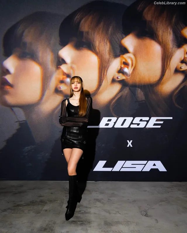 Lisa  BLΛƆKPIИK (Blackpink) photo 1 of 6190