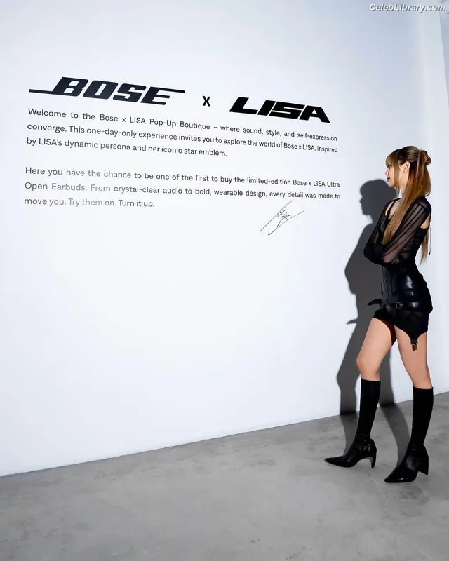 Lisa  BLΛƆKPIИK (Blackpink) photo 2 of 6190