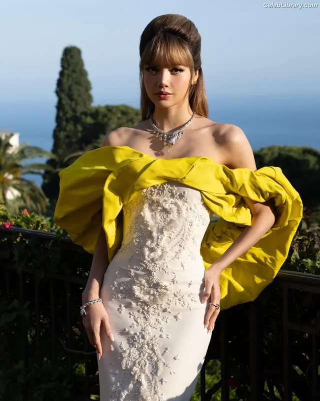 Lisa  BLΛƆKPIИK (Blackpink) photo 9 of 6190