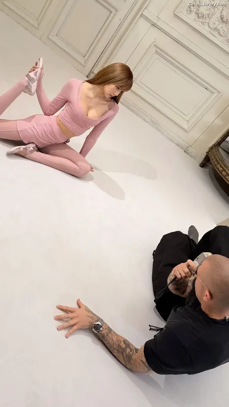 Lisa  BLΛƆKPIИK (Blackpink) photo 10 of 6190