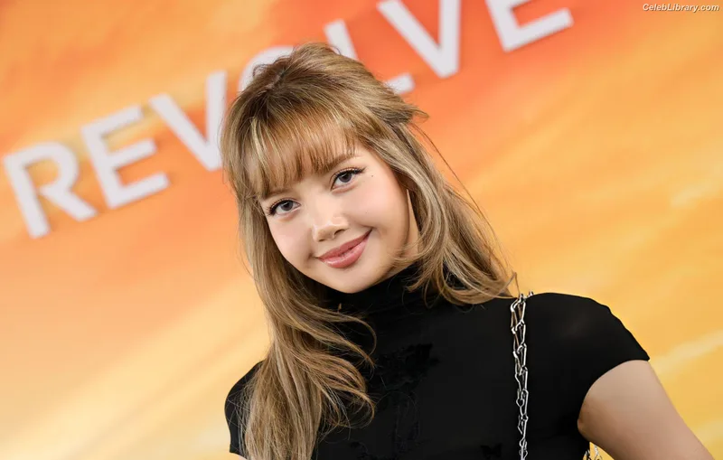 Lisa  BLΛƆKPIИK (Blackpink) photo 21 of 6190
