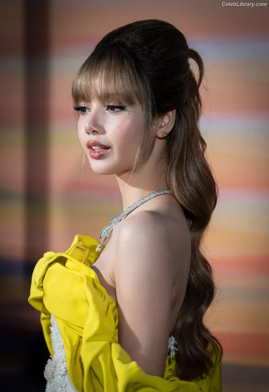 Lisa  BLΛƆKPIИK (Blackpink) photo 4 of 6190
