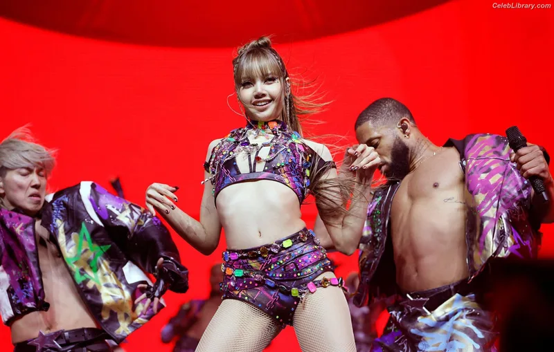 Lisa  BLΛƆKPIИK (Blackpink) photo 17 of 6190