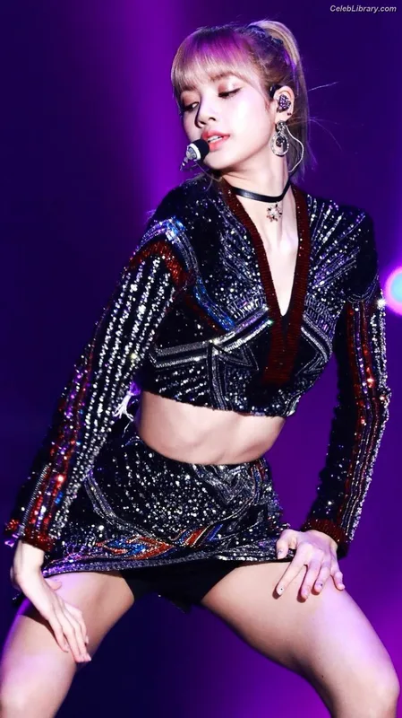 Lisa  BLΛƆKPIИK (Blackpink) photo 14 of 6190