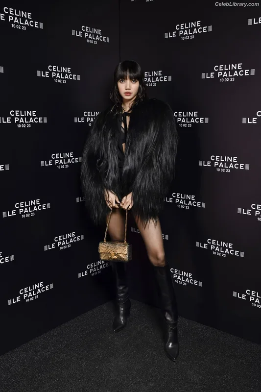 Lisa  BLΛƆKPIИK (Blackpink) photo 12 of 6190
