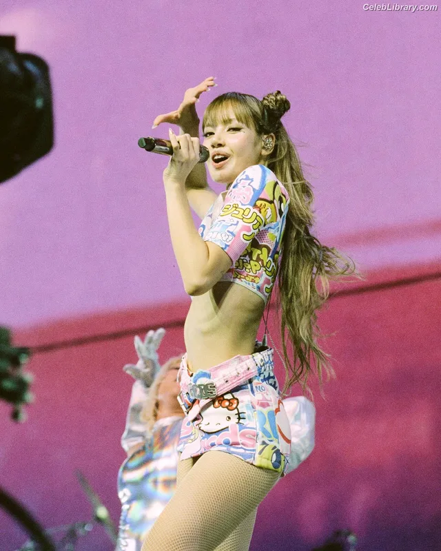 Lisa  BLΛƆKPIИK (Blackpink) photo 22 of 6190
