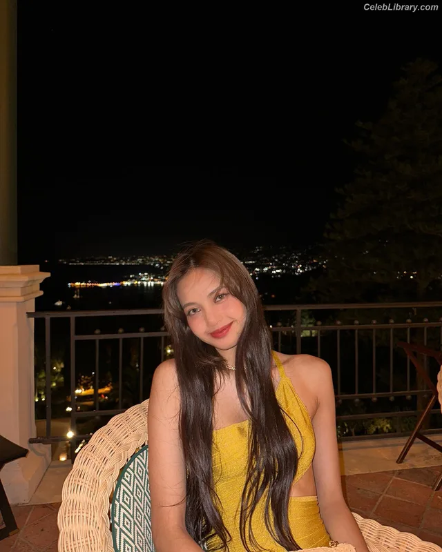 Lisa  BLΛƆKPIИK (Blackpink) photo 17 of 6190