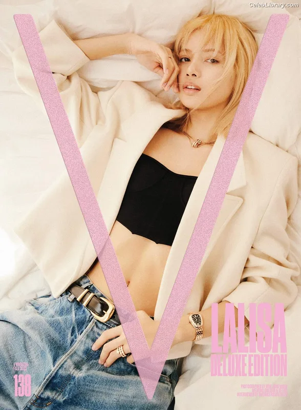 Lisa  BLΛƆKPIИK (Blackpink) photo 21 of 6190