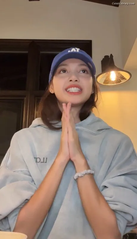 Lisa  BLΛƆKPIИK (Blackpink) photo 21 of 6190