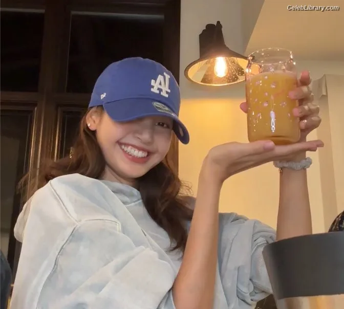 Lisa BLΛƆKPIИK (Blackpink) photo 7 of 6190