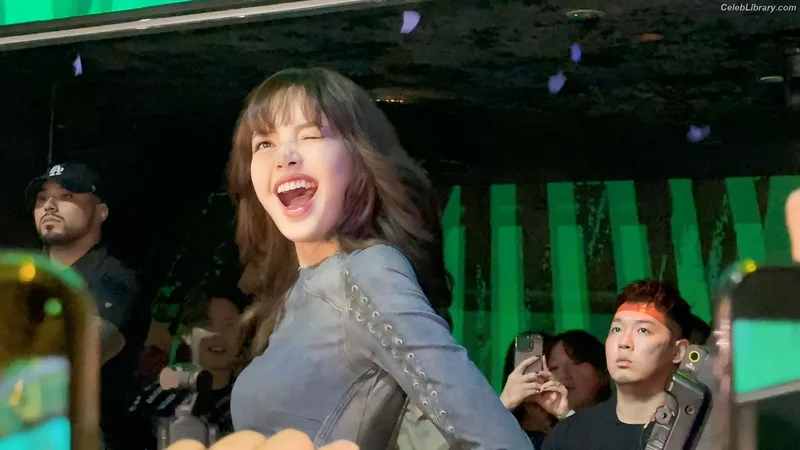 Lisa BLΛƆKPIИK (Blackpink) photo 22 of 6190