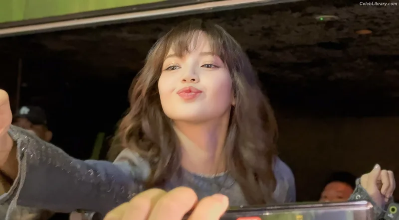 Lisa BLΛƆKPIИK (Blackpink) photo 24 of 6190