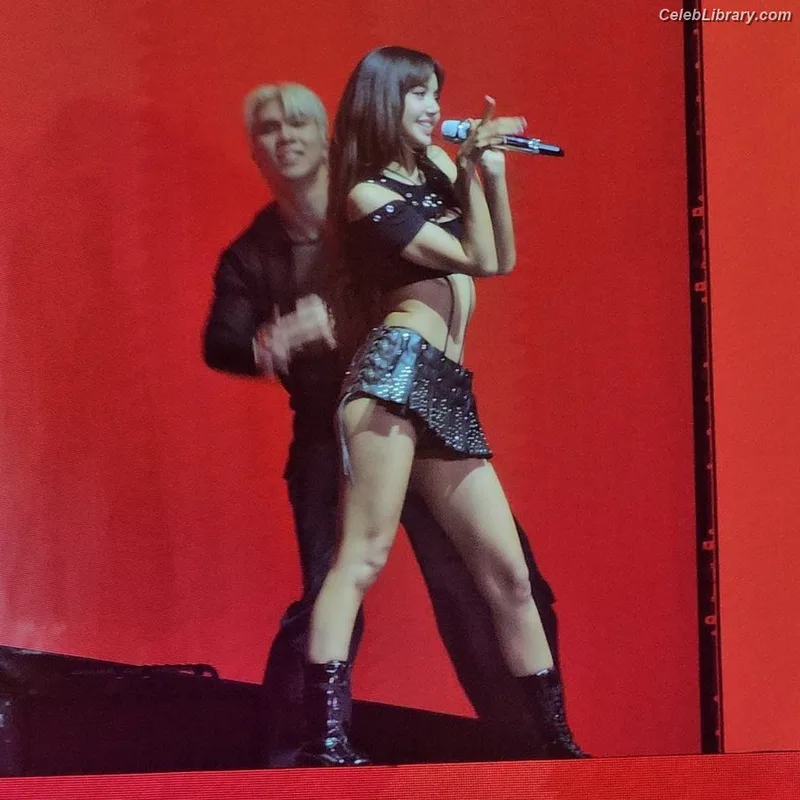 Lisa  BLΛƆKPIИK (Blackpink) photo 6 of 6190