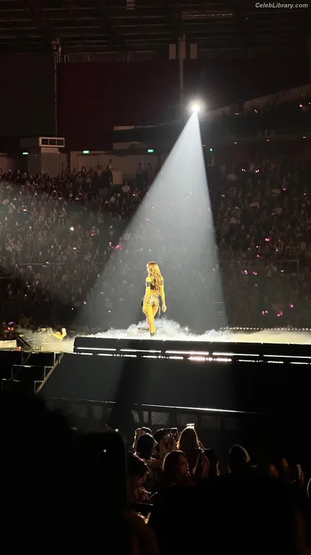 Lisa  BLΛƆKPIИK (Blackpink) photo 13 of 6190