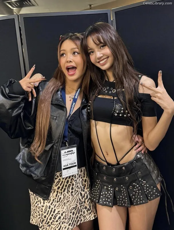 Lisa  BLΛƆKPIИK (Blackpink) photo 16 of 6190