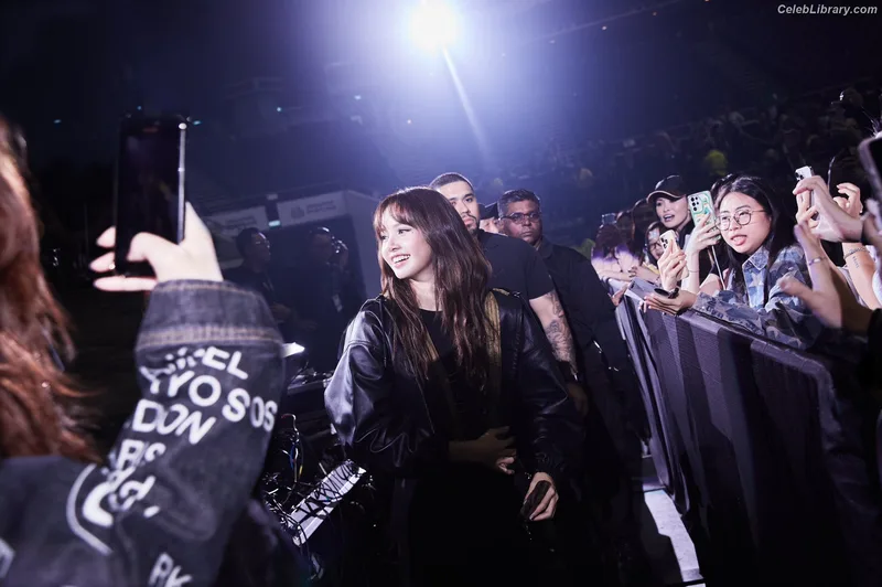 Lisa  BLΛƆKPIИK (Blackpink) photo 17 of 6190