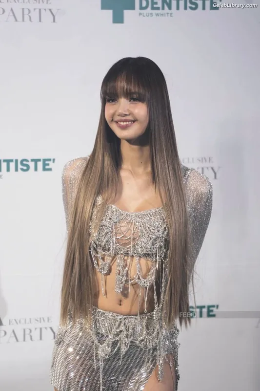Lisa  BLΛƆKPIИK (Blackpink) photo 24 of 6190
