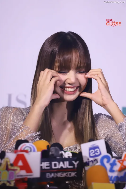Lisa  BLΛƆKPIИK (Blackpink) photo 8 of 6190
