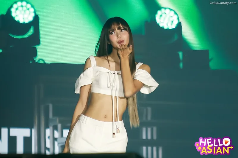 Lisa BLΛƆKPIИK (Blackpink) photo 1 of 6190