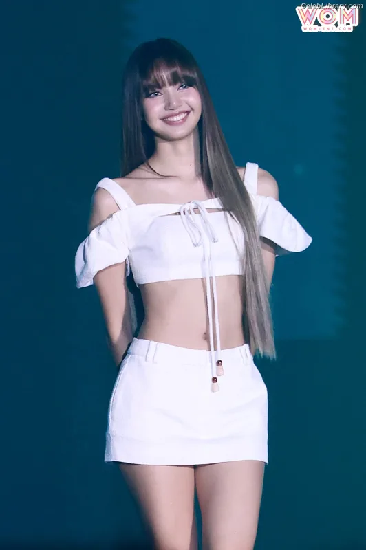 Lisa BLΛƆKPIИK (Blackpink) photo 12 of 6190