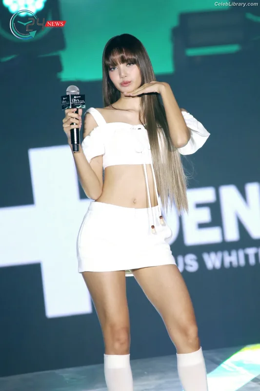 Lisa BLΛƆKPIИK (Blackpink) photo 21 of 6190