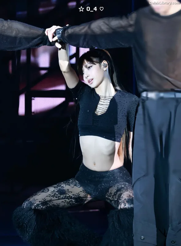 Lisa BLΛƆKPIИK (Blackpink) photo 4 of 6190