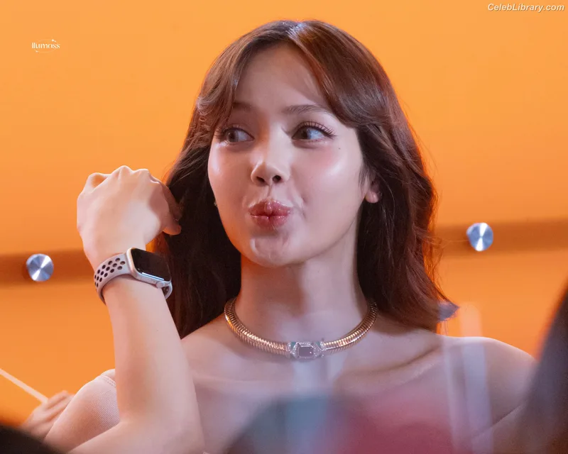 Lisa  BLΛƆKPIИK (Blackpink) photo 5 of 6190