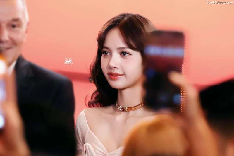 Lisa  BLΛƆKPIИK (Blackpink) photo 23 of 6190