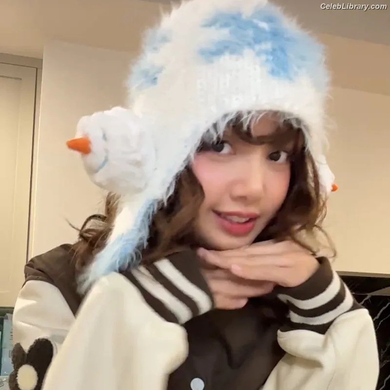 Lisa  BLΛƆKPIИK (Blackpink) photo 7 of 6190