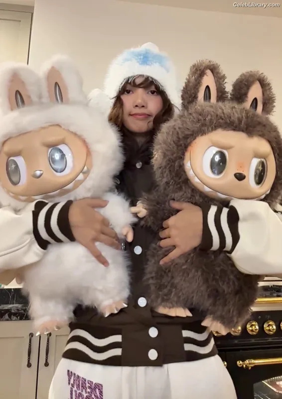 Lisa  BLΛƆKPIИK (Blackpink) photo 15 of 6190
