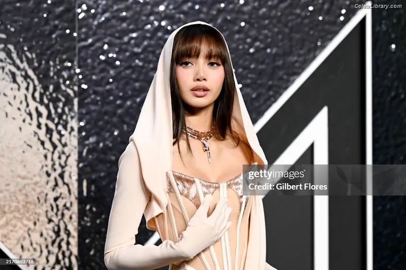 Lisa  BLΛƆKPIИK (Blackpink) photo 20 of 6190