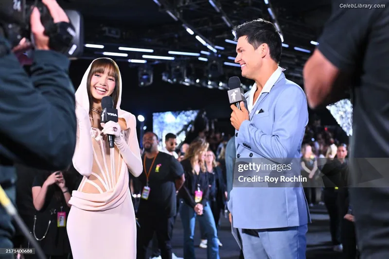 Lisa  BLΛƆKPIИK (Blackpink) photo 11 of 6190