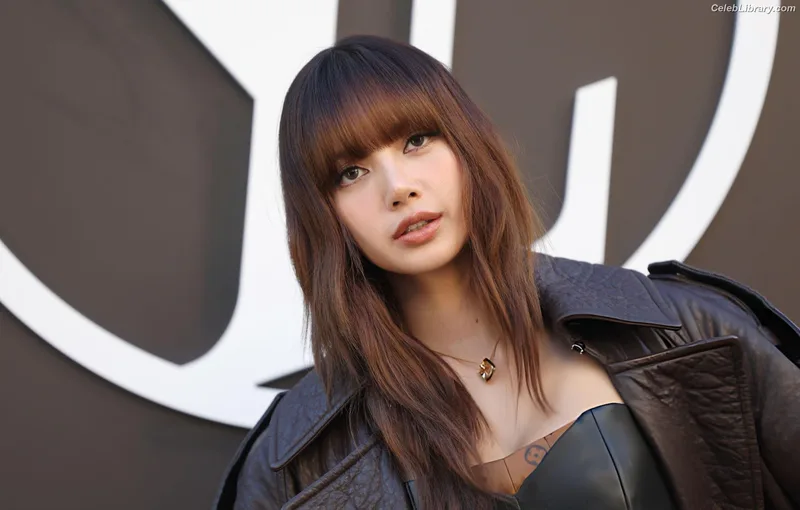 Lisa  BLΛƆKPIИK (Blackpink) photo 19 of 6190