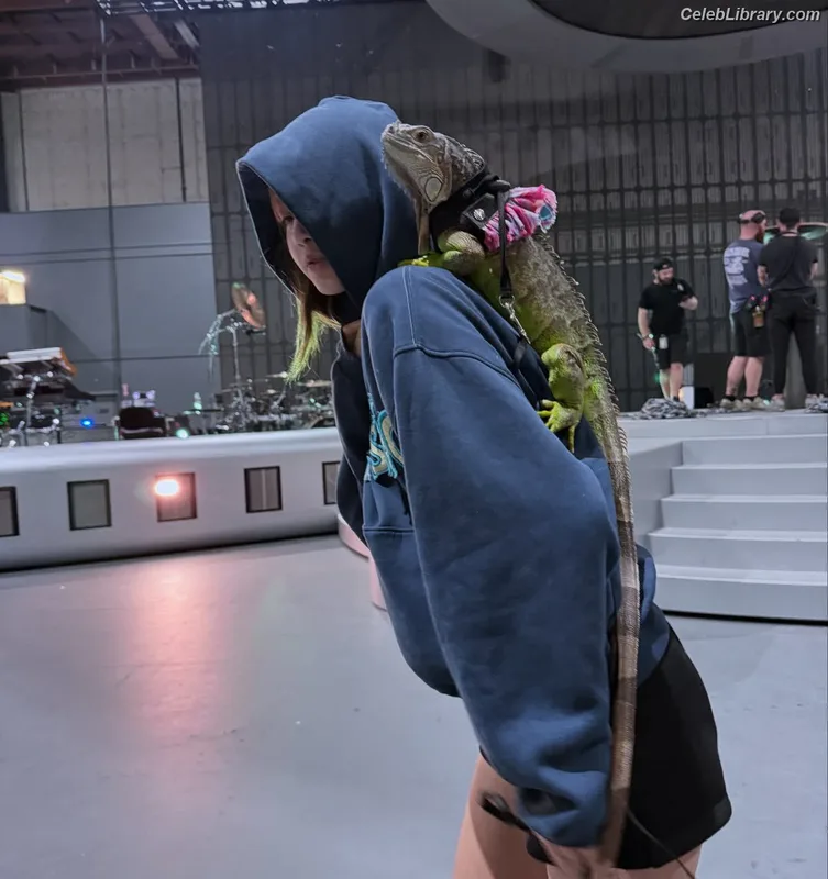 Lisa  BLΛƆKPIИK (Blackpink) photo 1 of 6190