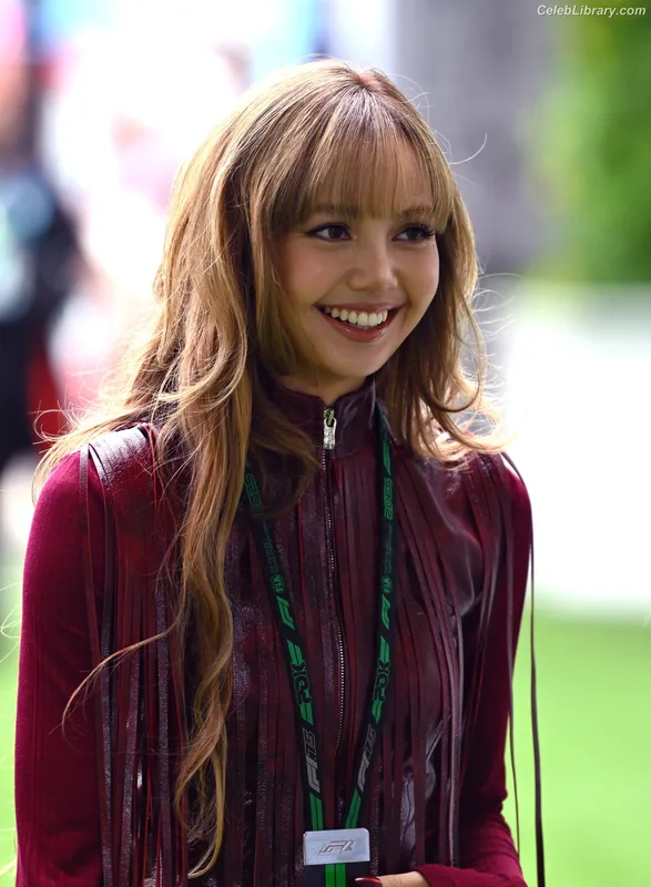 Lisa  BLΛƆKPIИK (Blackpink) photo 5 of 6190